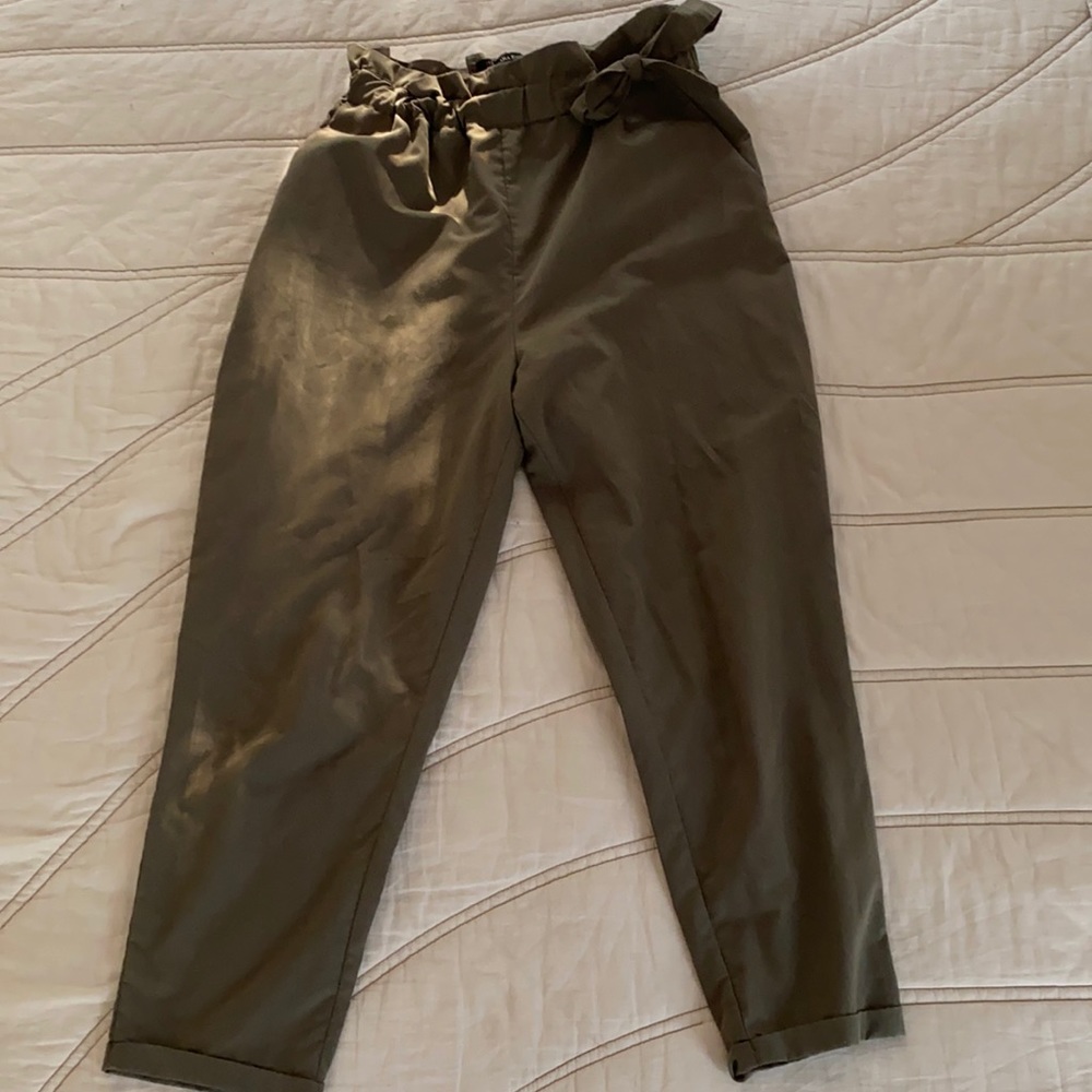 Cropped paper-bag waist olive pants